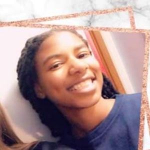 Meet your Posher, Angelica